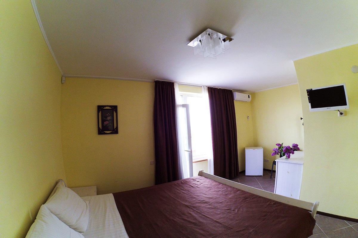 Pasuel Hotell Zaliznyi Port Exteriör bild