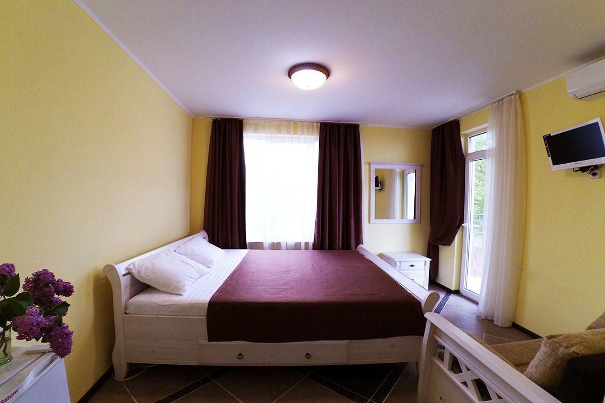 Pasuel Hotell Zaliznyi Port Exteriör bild